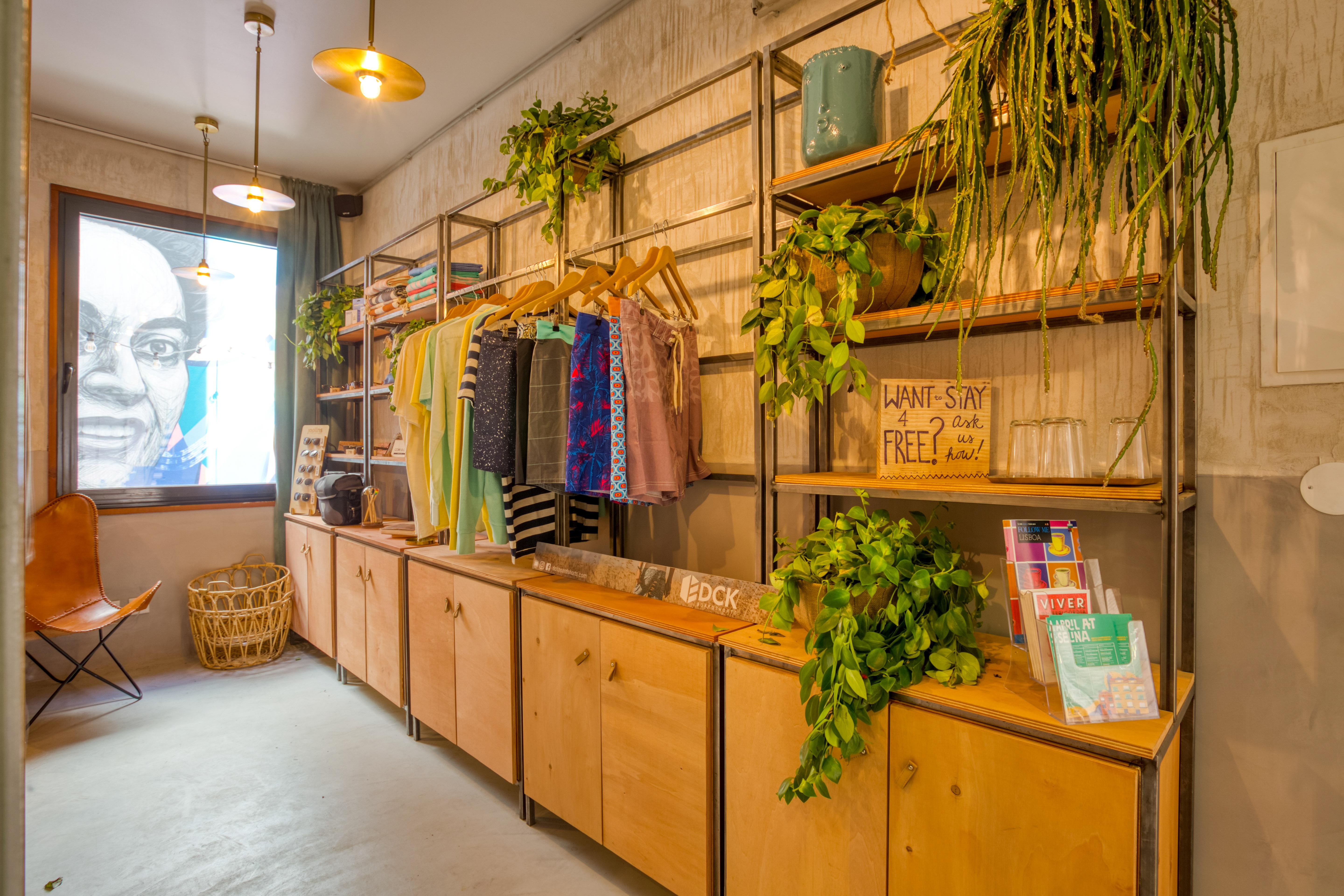 Selina Secret Garden Hostel *